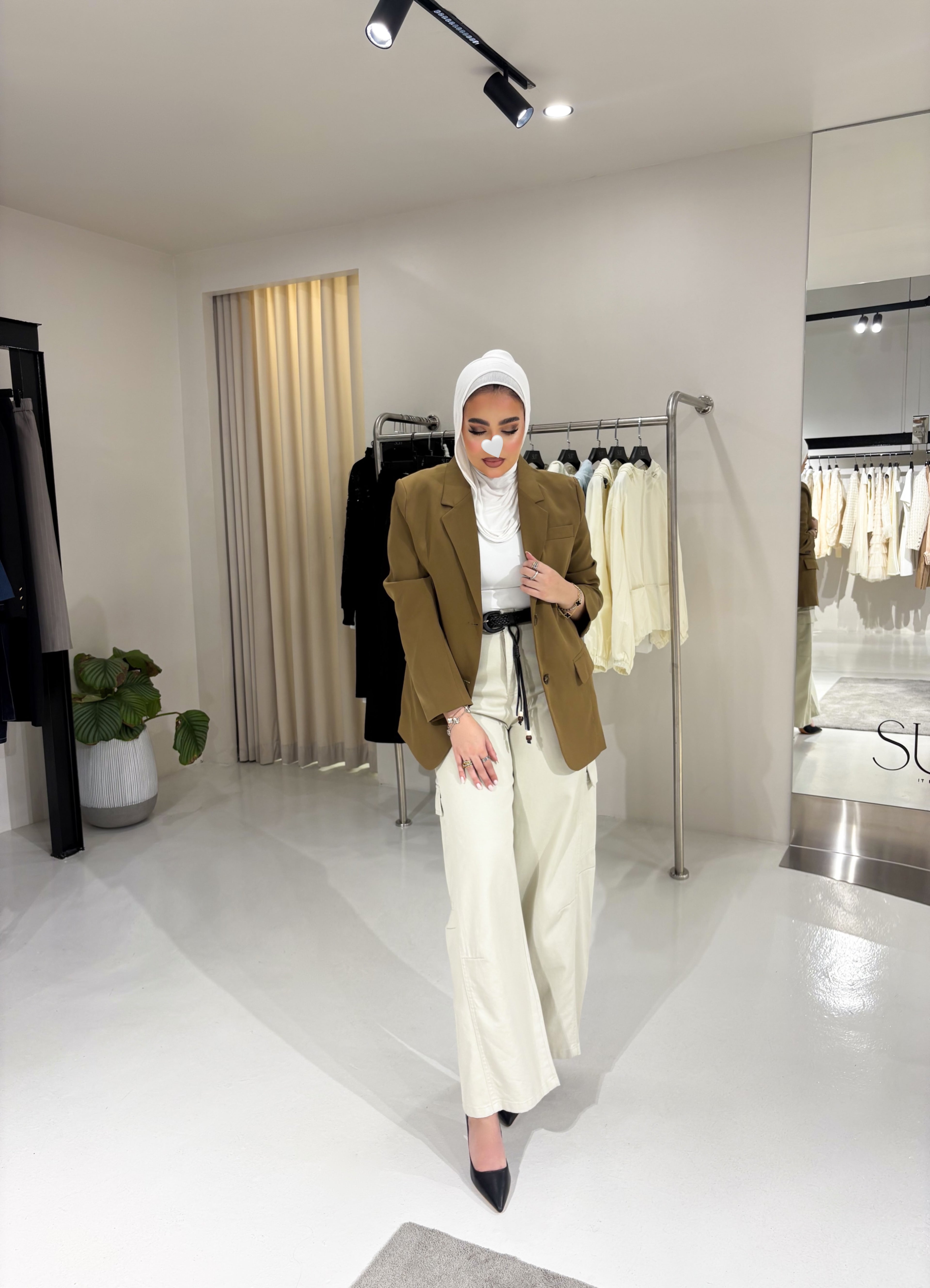 PANTS WITH BLK BELT 1508