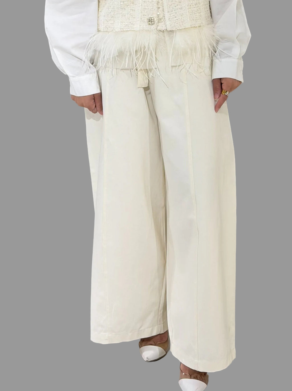 WHITE PANT WITH BELT