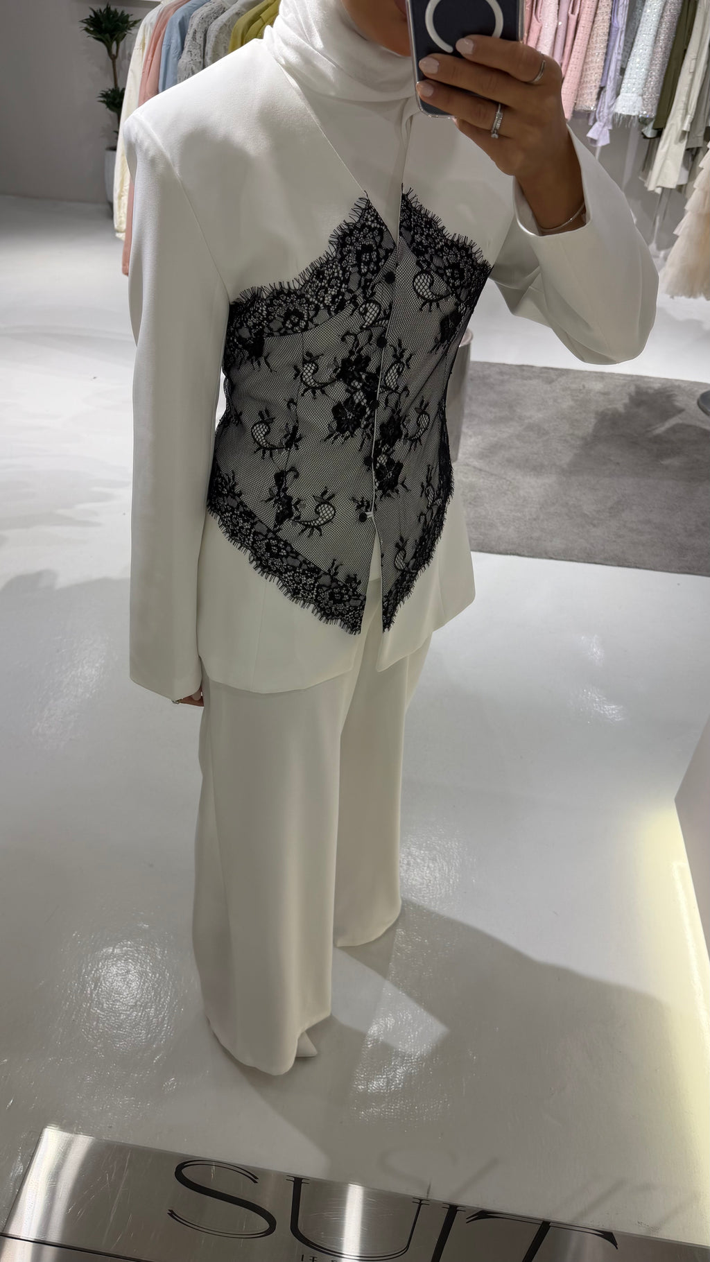 TOP w DANTEL & PANTS 656