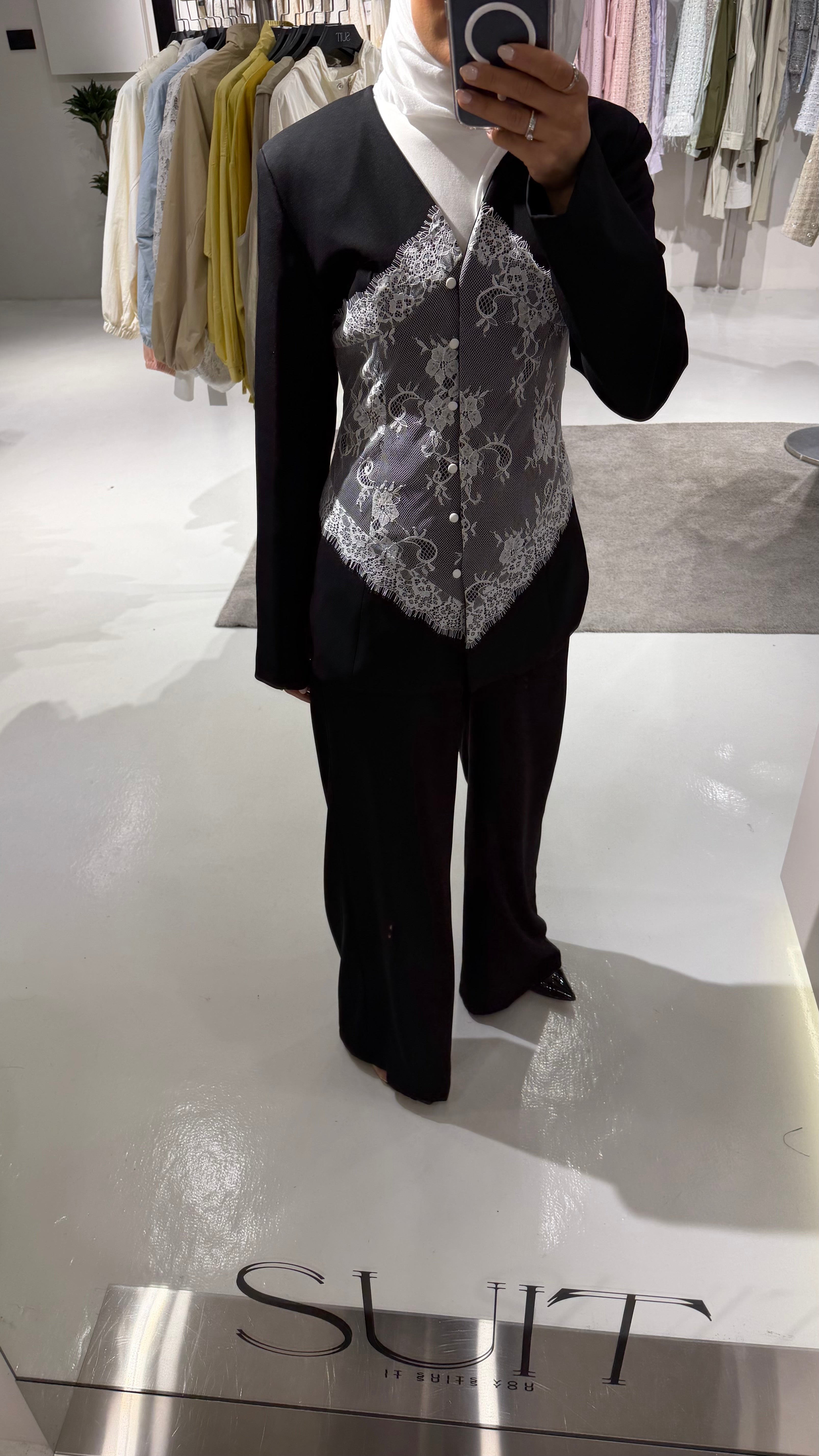 TOP w DANTEL & PANTS 656