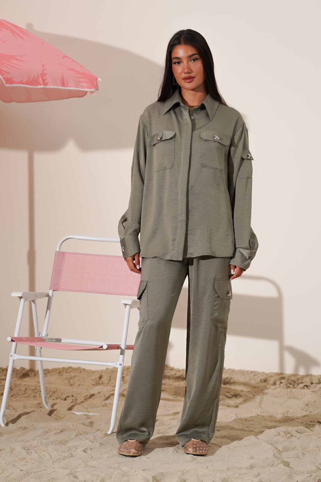Shirt and pants with pockets