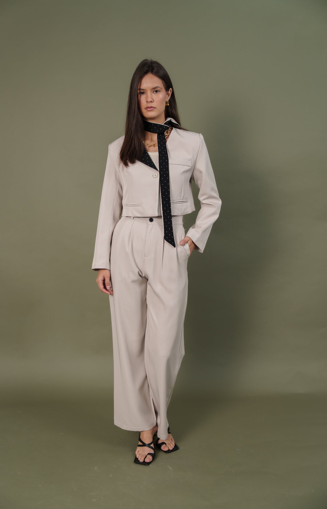 SUIT beige with dotted scarf