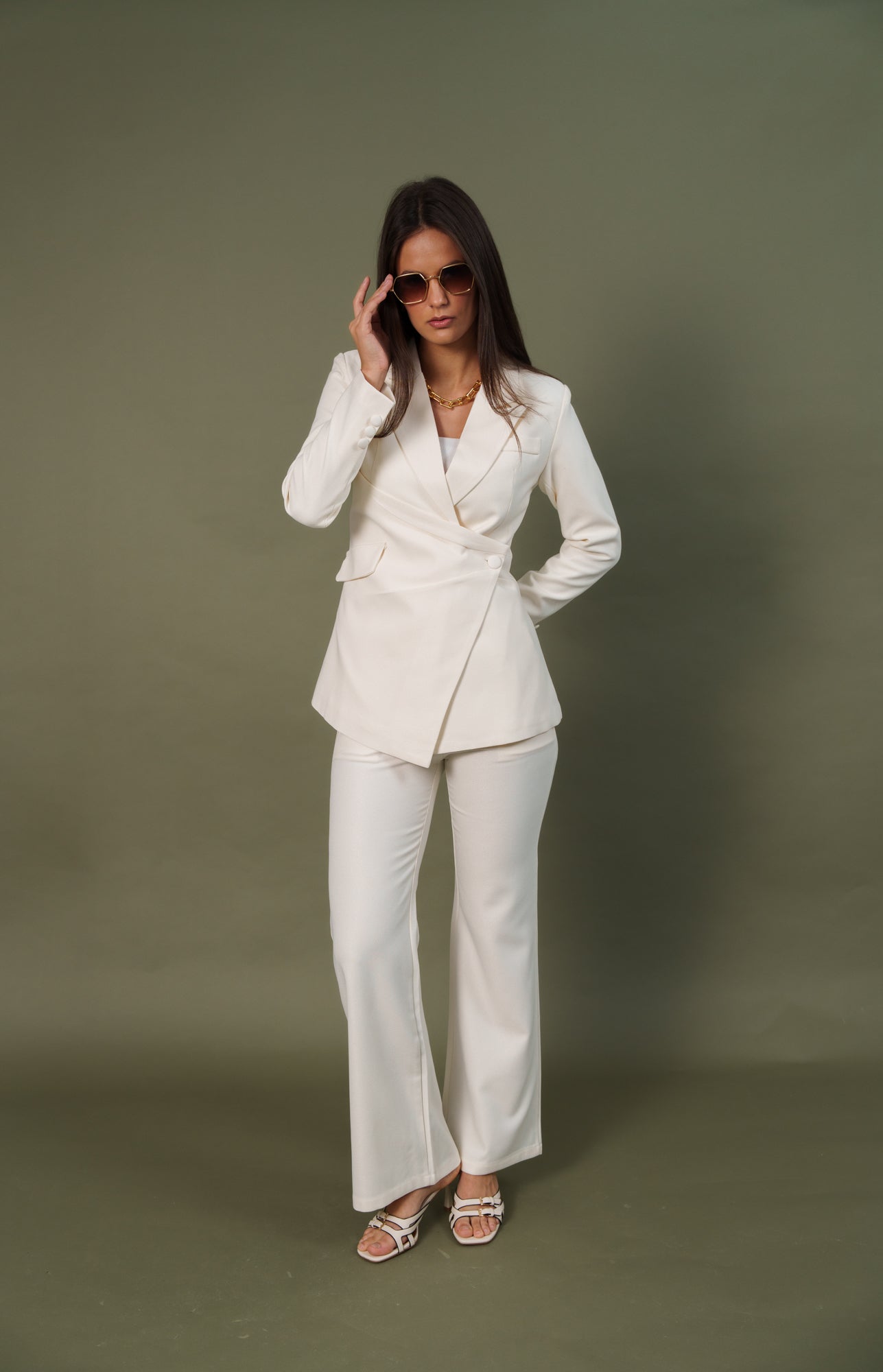 Glittery SUIT.