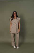 Vest biege with white stitch Set
